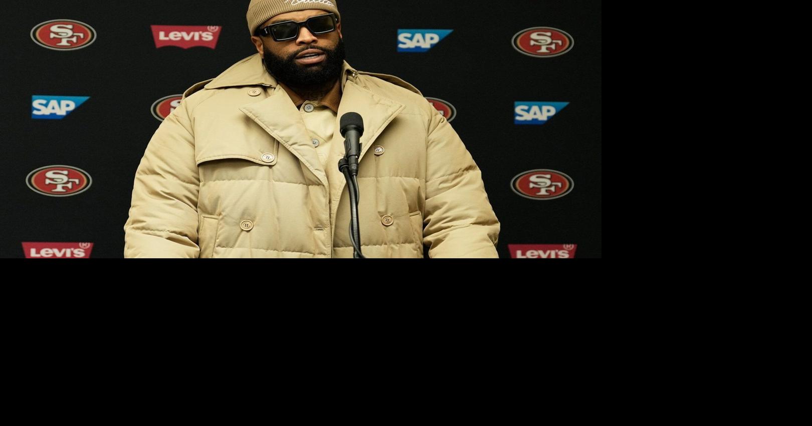 49ers’ Trent Williams exits with hamstring injury on first play vs. Bears