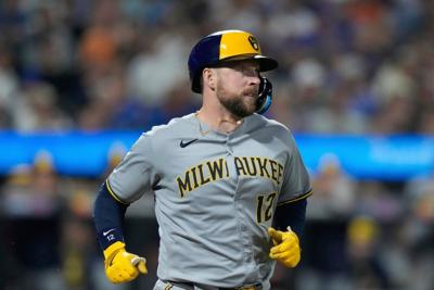 Brewers' Hoskins reinstated after thumb injury, says he's ready to accept limited role