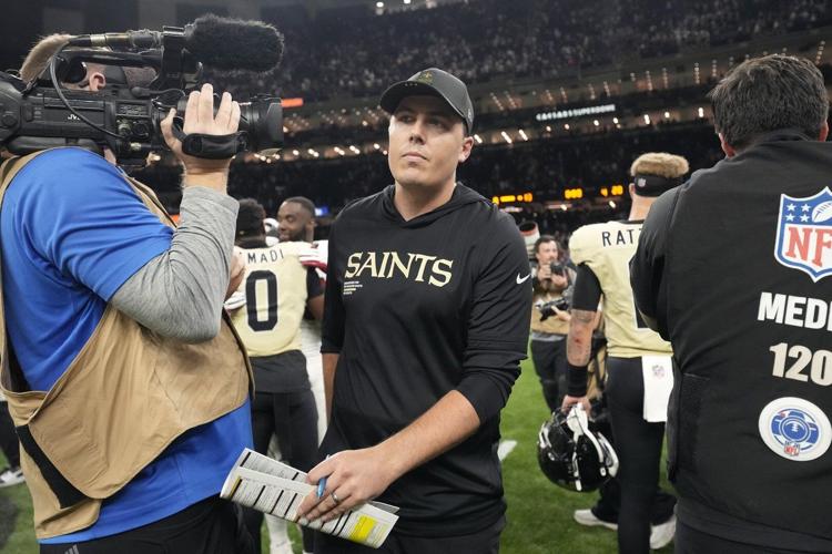 Saints' untimely sloppiness undermines Kellen Moore's otherwise competitive coaching debut