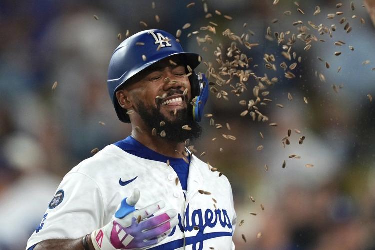 Dodgers open 2-game lead in NL West with 7-2 win over Rockies