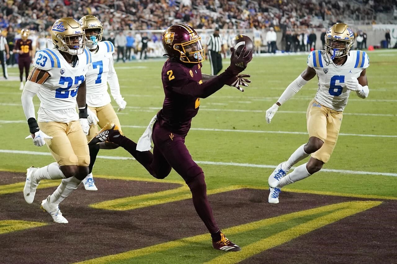 Thompson-Robinson’s 4 TDs Lead No. 10 UCLA Past ASU 50-36