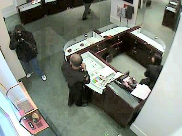 Posh Cartier jewellery store robbed