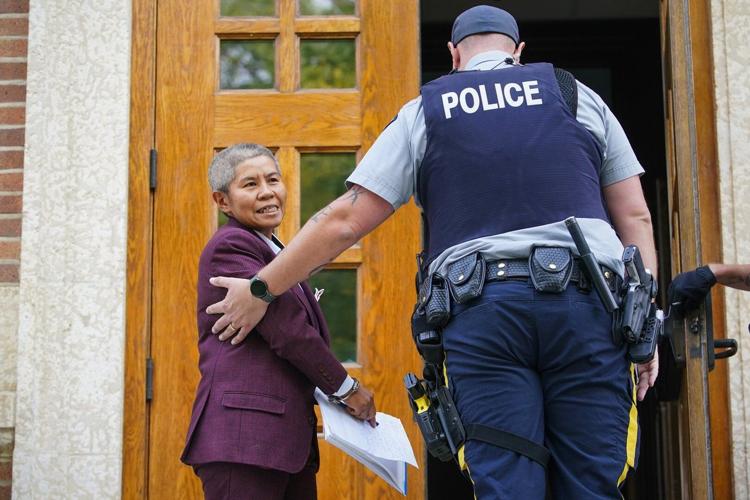 Self-proclaimed 'Queen of Canada' representing herself in Saskatchewan court case