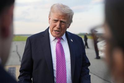 Trump meets with Tennessee's governor after saying he'd deploy National Guard troops to Memphis