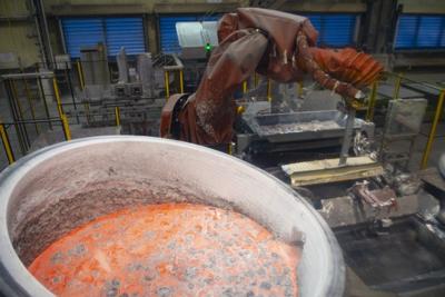 Manufacturing sales fell in March, wholesale sales edged higher: StatCan