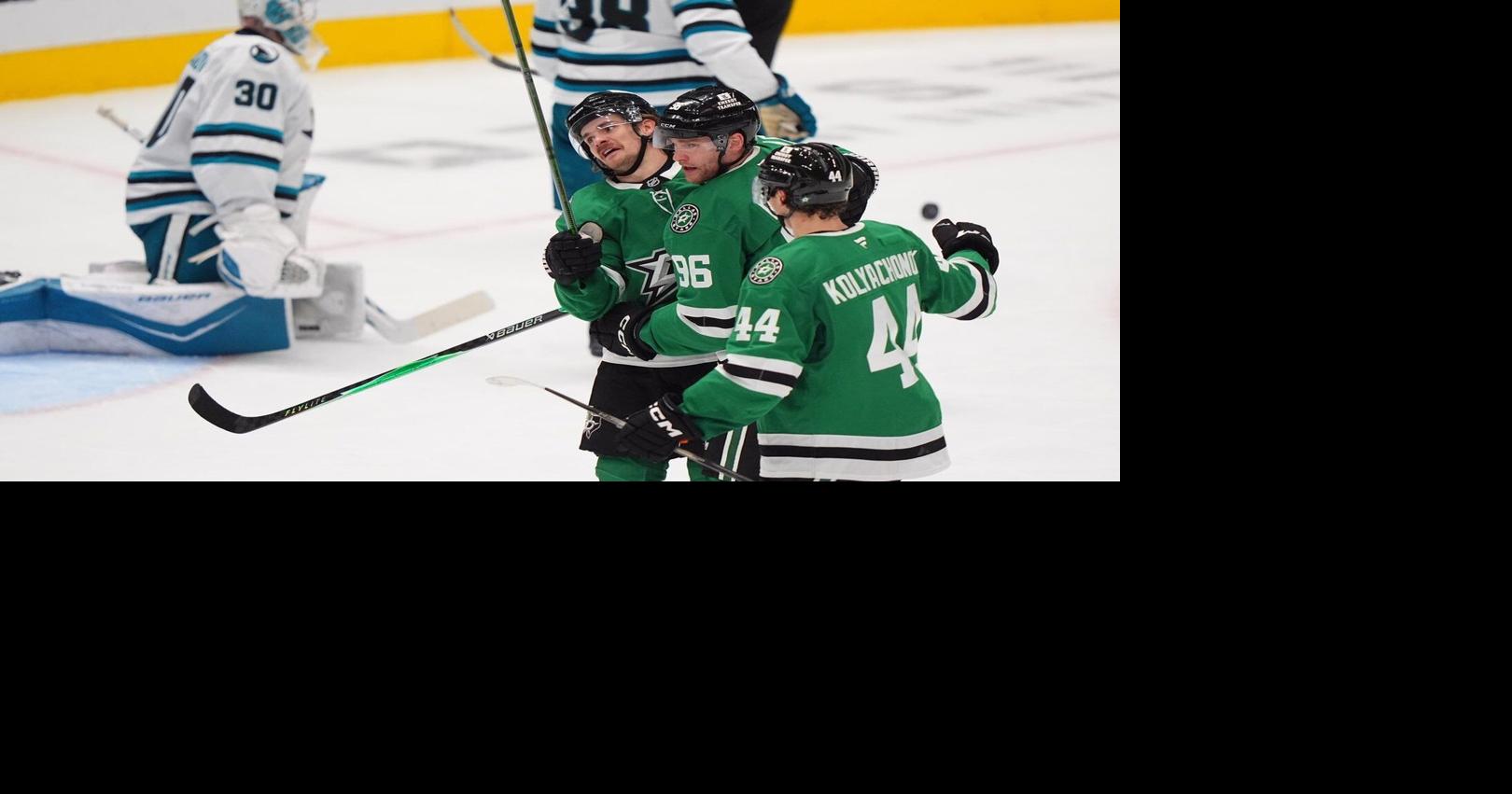 Rantanen has goal and 2 assists as Stars beat Sharks 4-1 to extend point streak to nine games