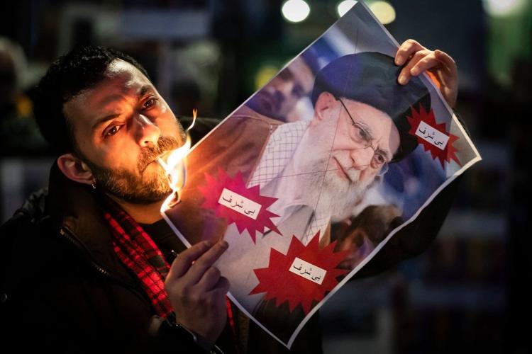cigarette resistance She set a photo afire, lit a cigarette — and became a symbol of resistance  for Iran protesters