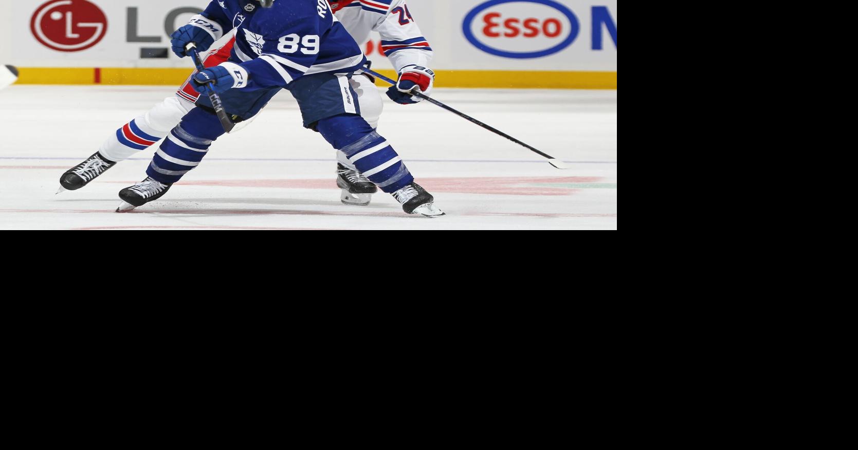 The Maple Leafs’ Nick Robertson must convert on his chance