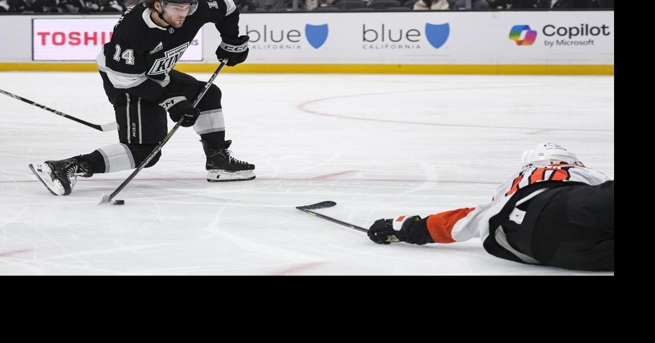 Kopitar scores twice in third, Kings fight back for 5-4 win over Flyers