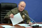 1 killed in attack on Crimea as Putin and Zelenskyy hold separate Trump calls