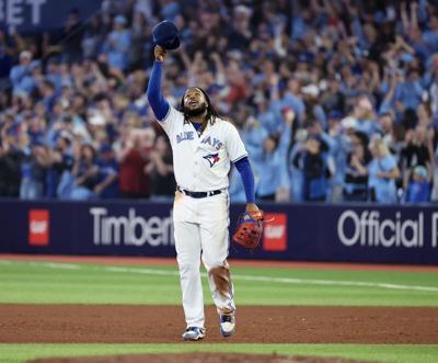 Calgary cheers on Blue Jays postseason push