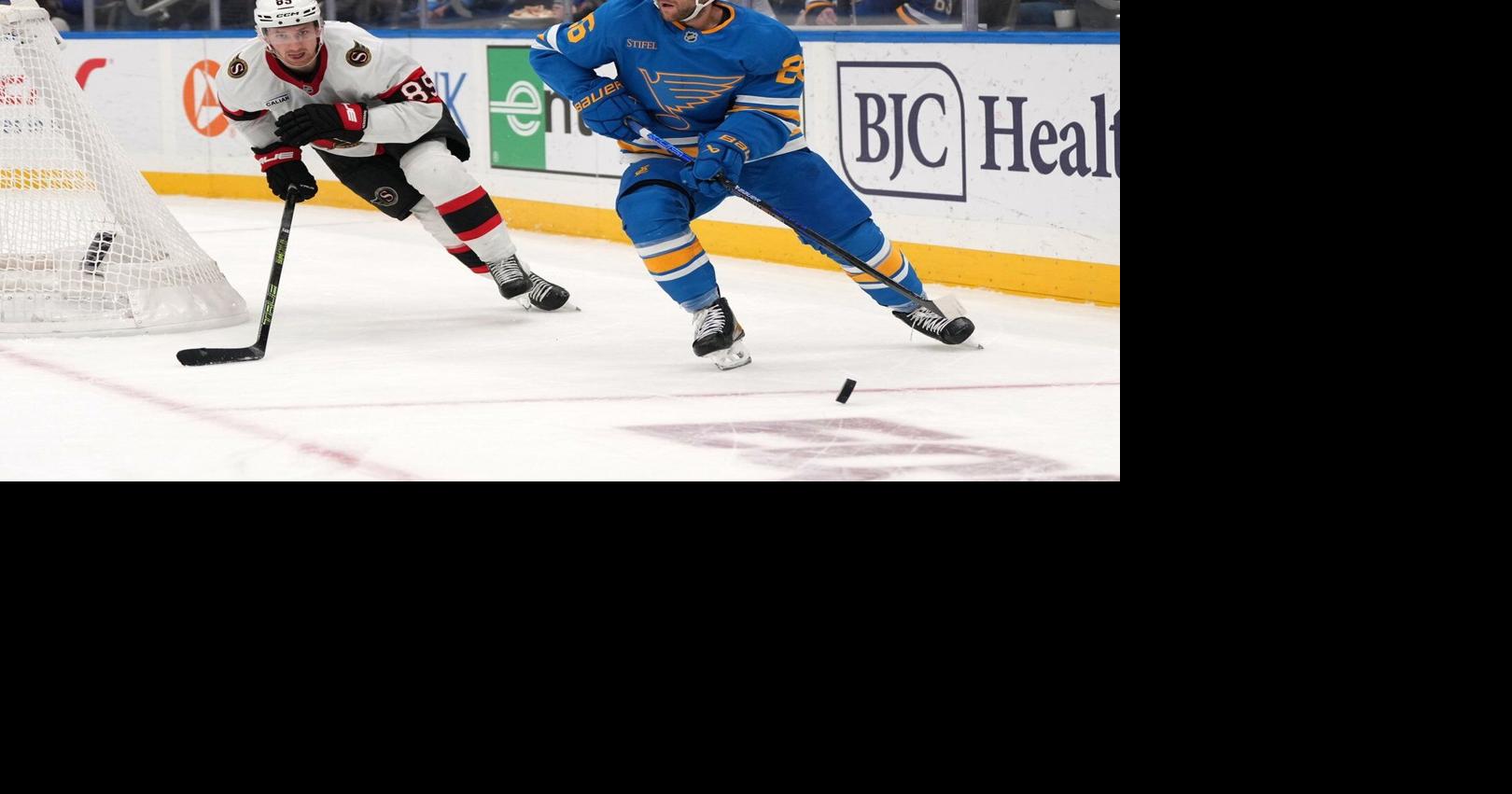 Holloway scores, Hofer makes 17 saves in the Blues’ 1-0 win over the Mammoth