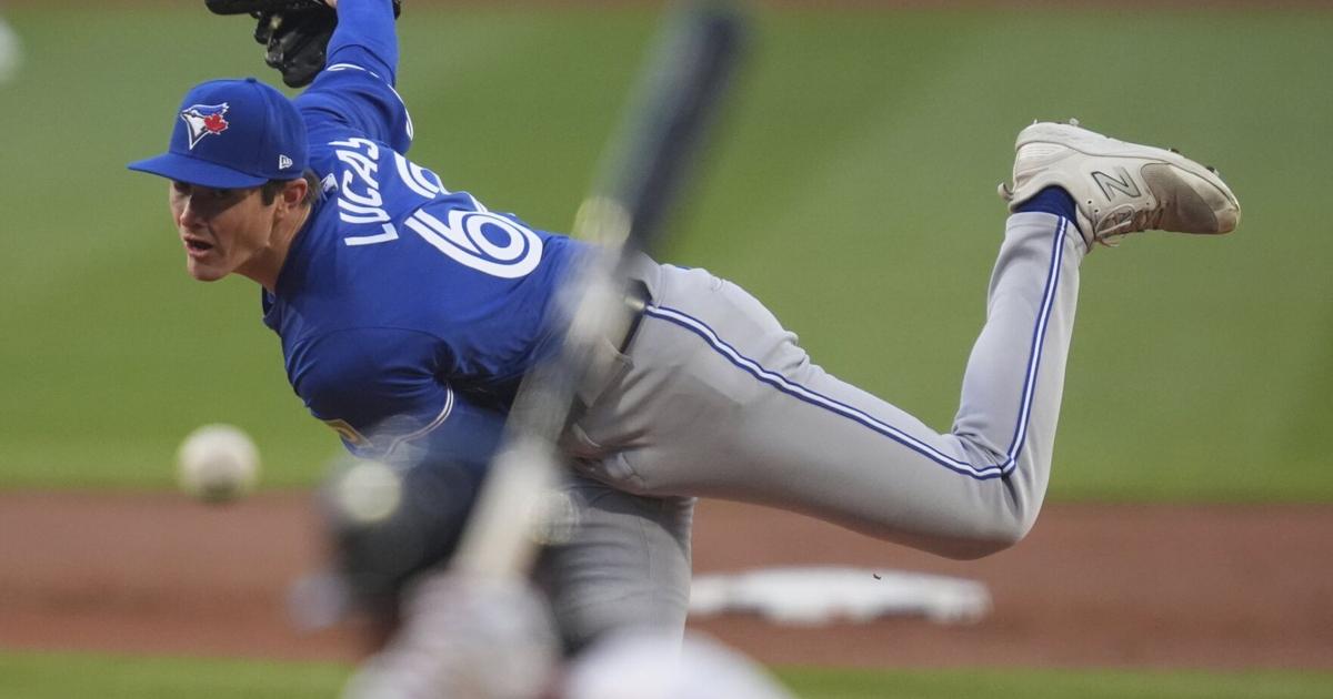 Blue Jays quick hits: Lucas keeps shutout string going, Springer cleans up ...