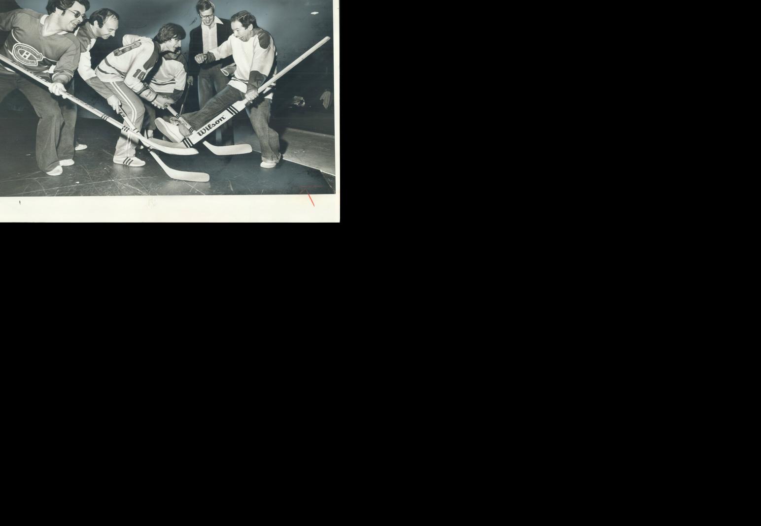 Ken Dryden play.jpg