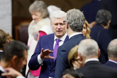 Harper says Carney team sought his trade advice, advises looking outside U.S.
