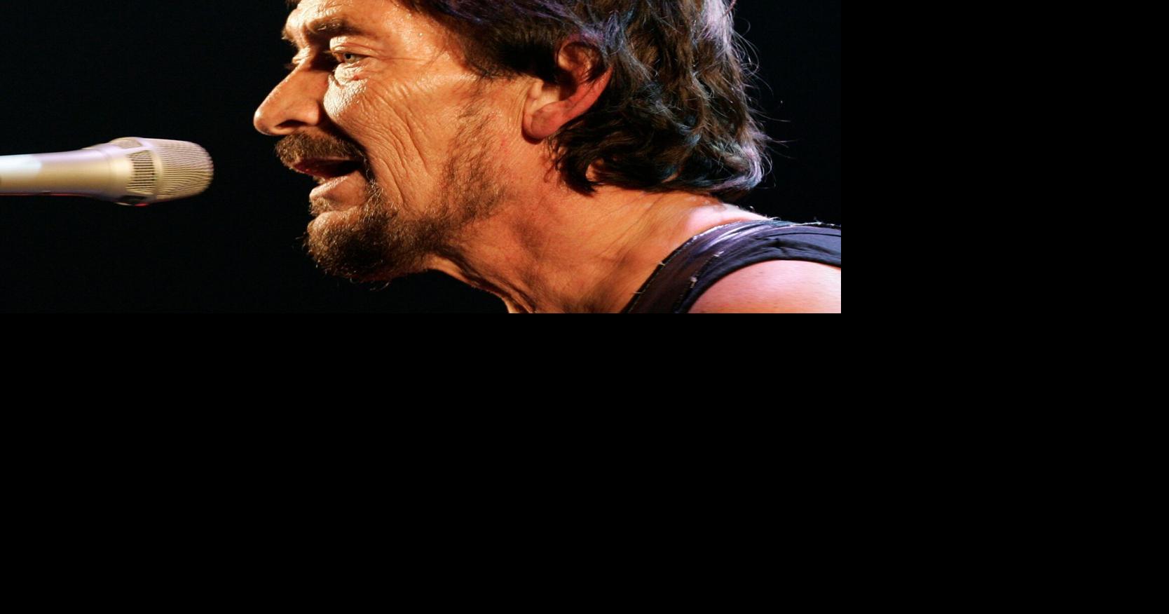 Singer-songwriter Chris Rea, known for 'Driving Home for Christmas,' dies at 74