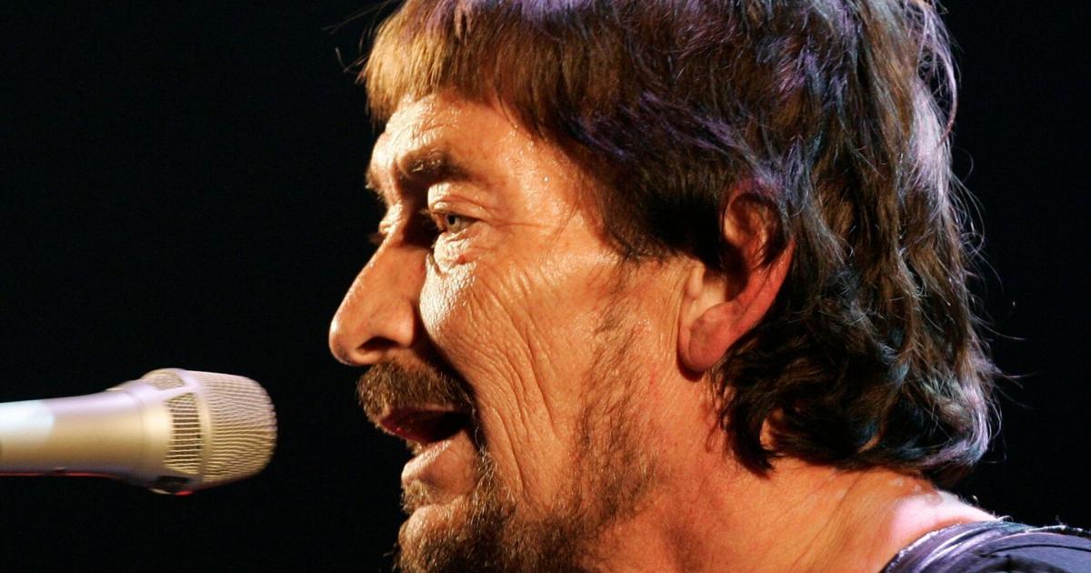 Singer-songwriter Chris Rea, known for ‘Driving Home for Christmas ...
