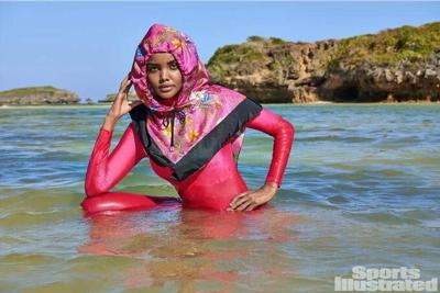 Halima Aden is the first Muslim model to wear a hijab in SI