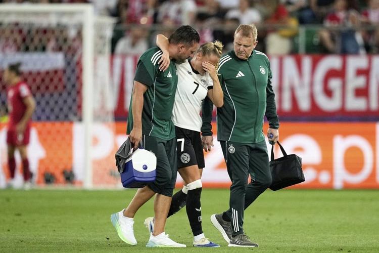 Germany captain Giulia Gwinn injured in Euro 2025 opener against Poland