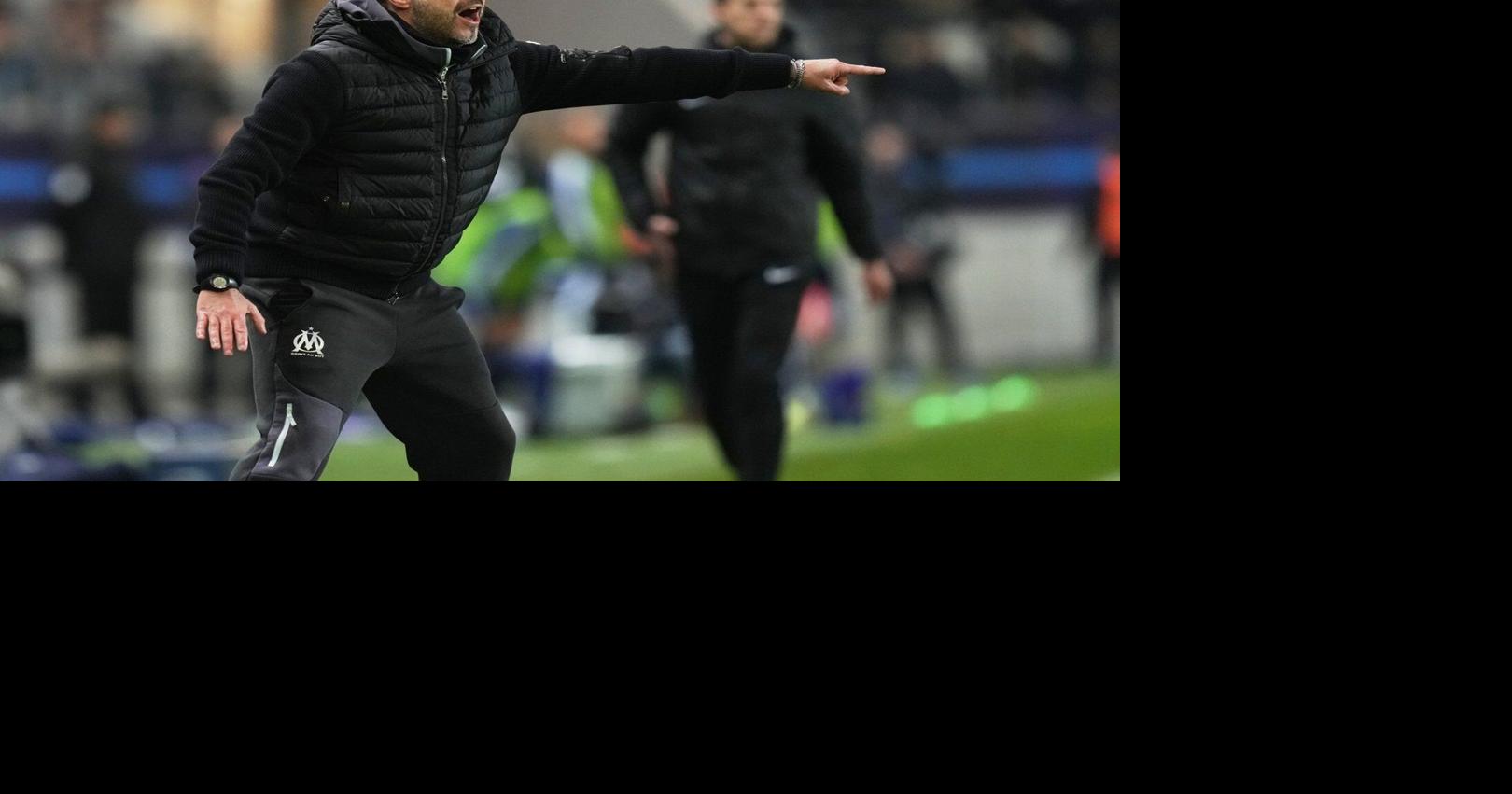 Marseille coach De Zerbi leaves after humiliating 5-0 loss to PSG