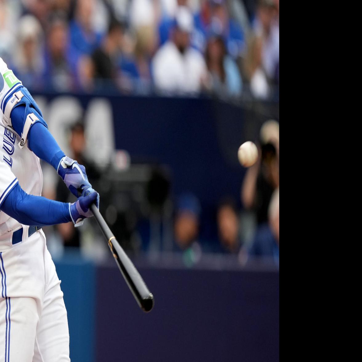 Blue Jays win 5-4 against Royals to kick off 10-game homestand