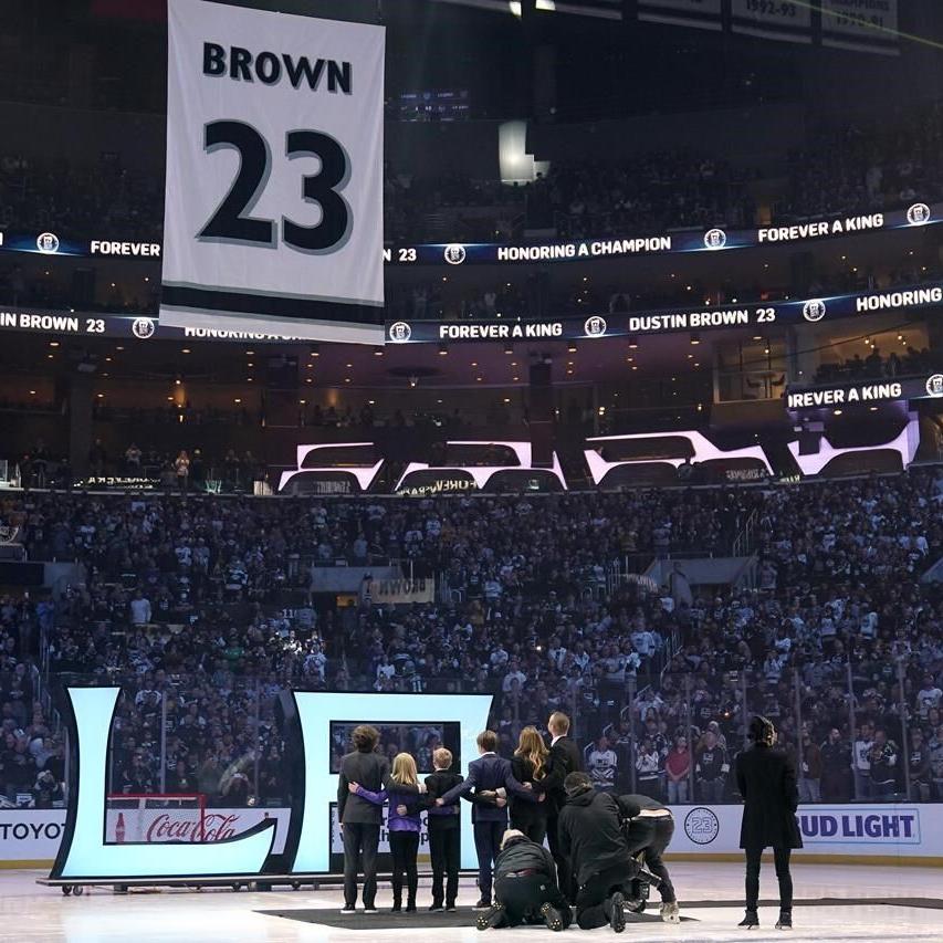 Luc Robitaille honored by Los Angeles Kings with Staples Center