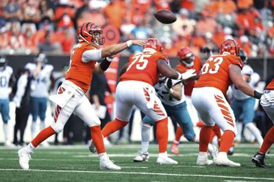 Zac Taylor doesn't feel need to change Bengals' offensive scheme much for backup QB Jake Browning