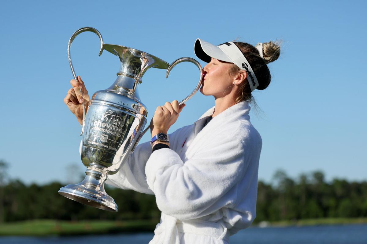 Korda pulls away from Henderson for fifth straight LPGA win