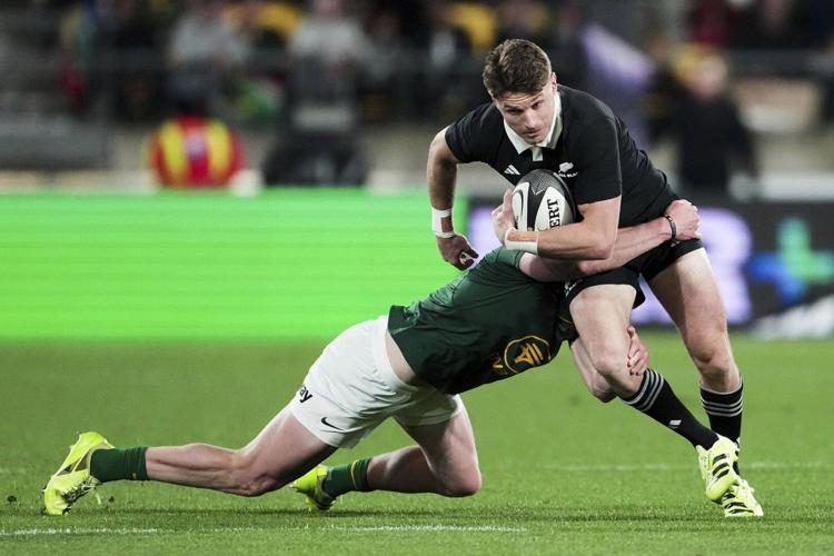 South Africa beats New Zealand 43-10, inflicting the All Blacks ...