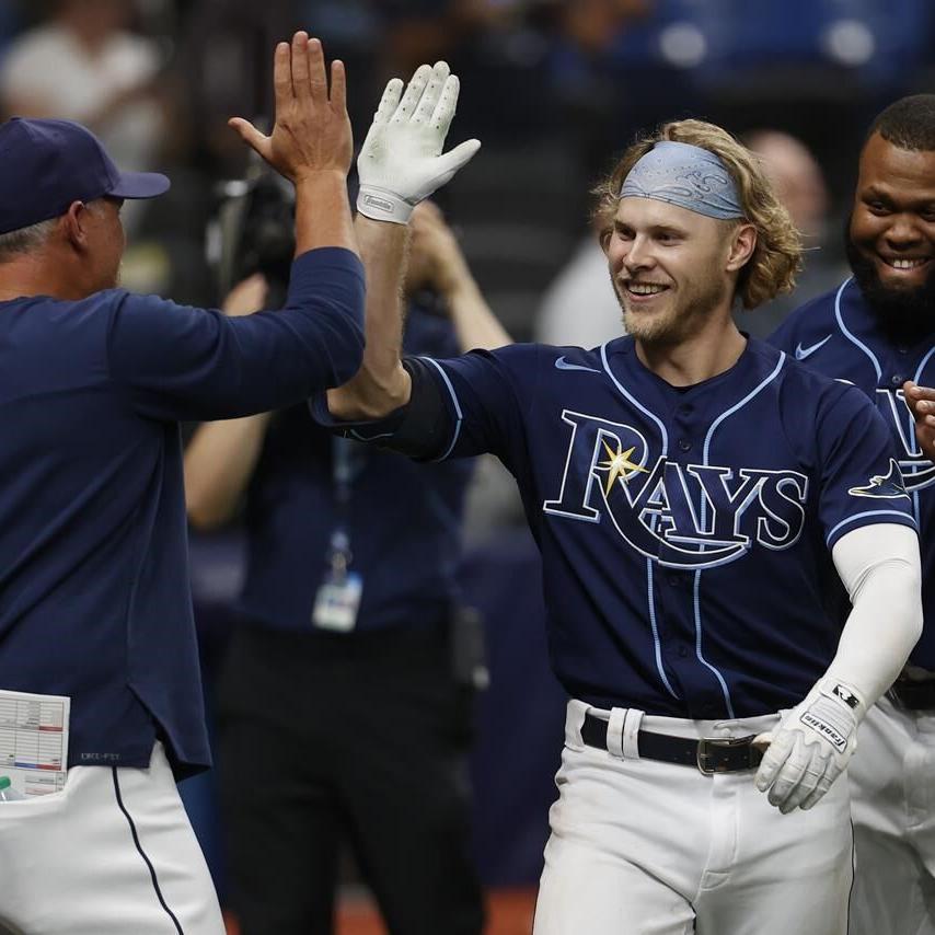 Walls hits 3-run homer in 10th, Rays beat Cardinals 4-2