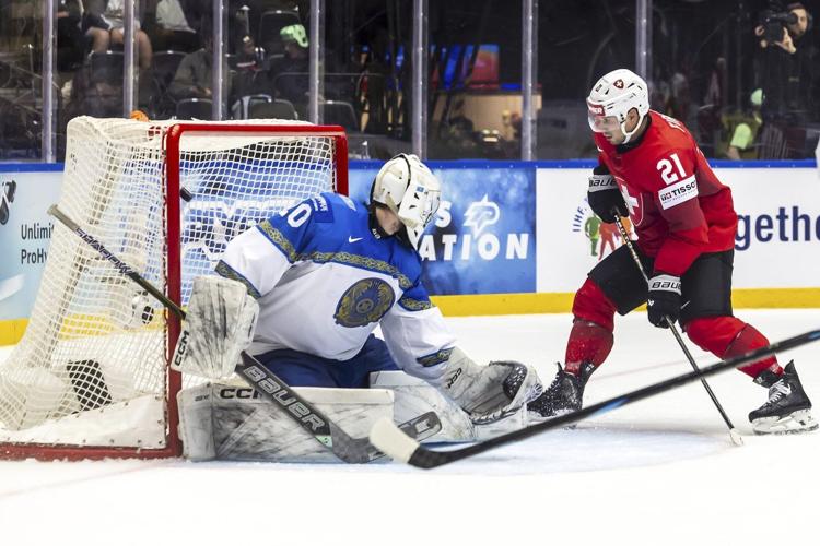 Austria reaches ice hockey worlds playoffs for the first time since 1994