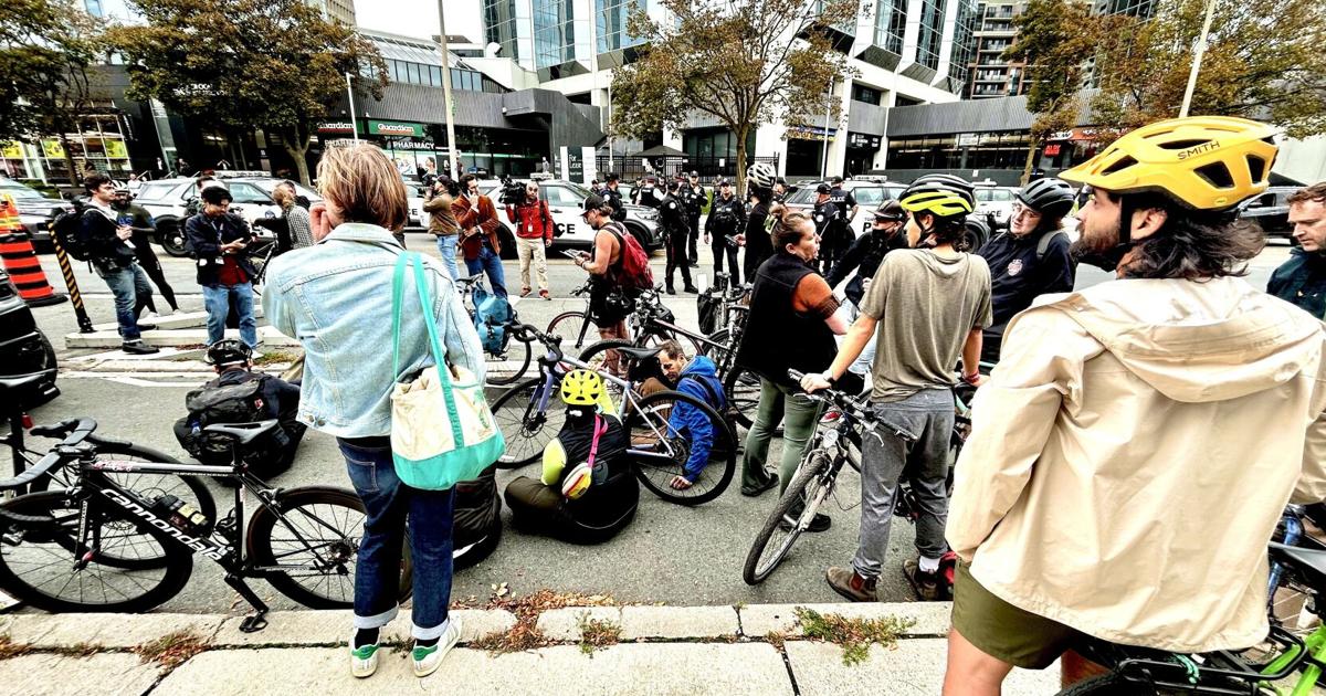 Tempers flare as Bloor Street bike lane removal begins in Etobicoke