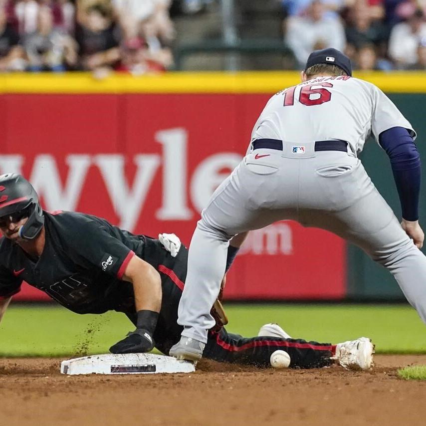 Contreras, Baker boost Cardinals to 9-4 win, Reds drop 1 1/2 games back in  wild card race