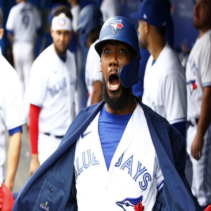 Blue Jays trade beloved all-star outfielder Teoscar Hernandez to