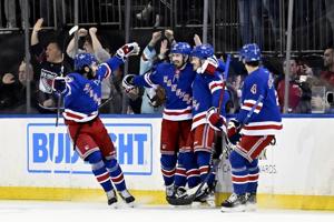 Artemi Panarin scores 49th goal as Rangers beat Senators 4-0 to clinch Presidents' Trophy