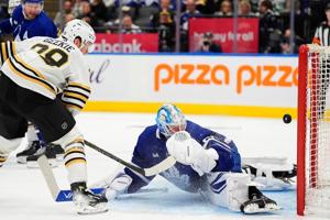 Pavel Zacha scores twice, Bruins down Maple Leafs 4-1 in potential playoff preview