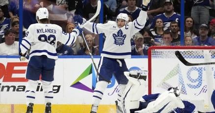 Tavares scores in OT Maple Leafs beat Lightning 43 Tavares scores in OT Maple Leafs beat Lightning 43