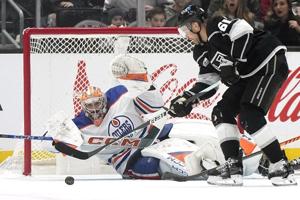 McDavid shines in 600th game with goal, assist as Oilers tip Kings 3-2 in shootout