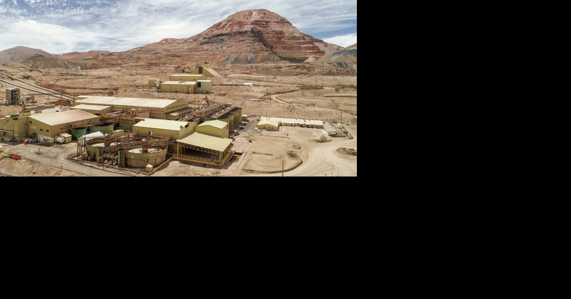 Kinross shares down more than 10% after lowering gold production forecast