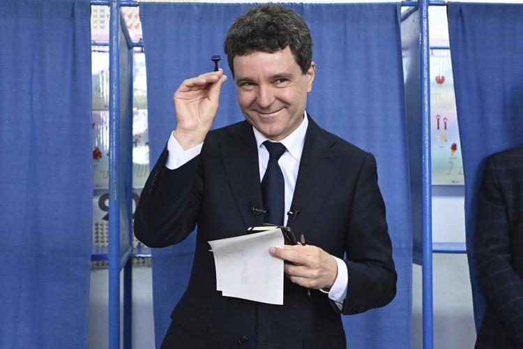 Who is Nicusor Dan, the pro-EU centrist who beat a nationalist in Romania’s tense presidential race?