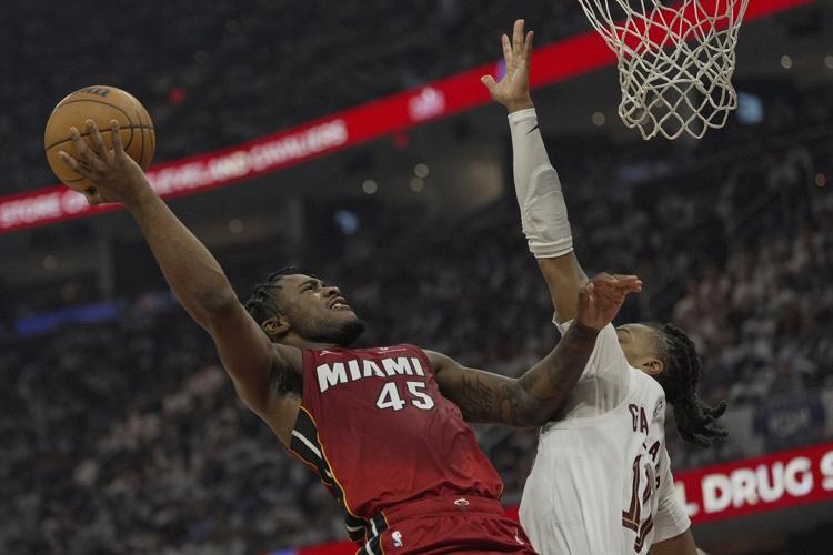 Mitchell, Jerome help Cavaliers rout Heat 121-100 in Game 1 of 1st