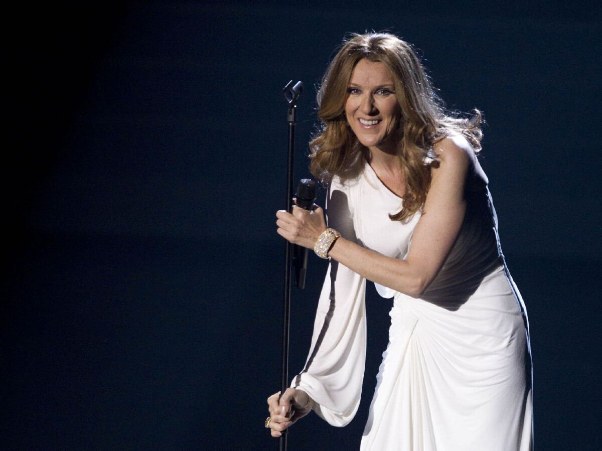 Celine dion discount breathing into mic