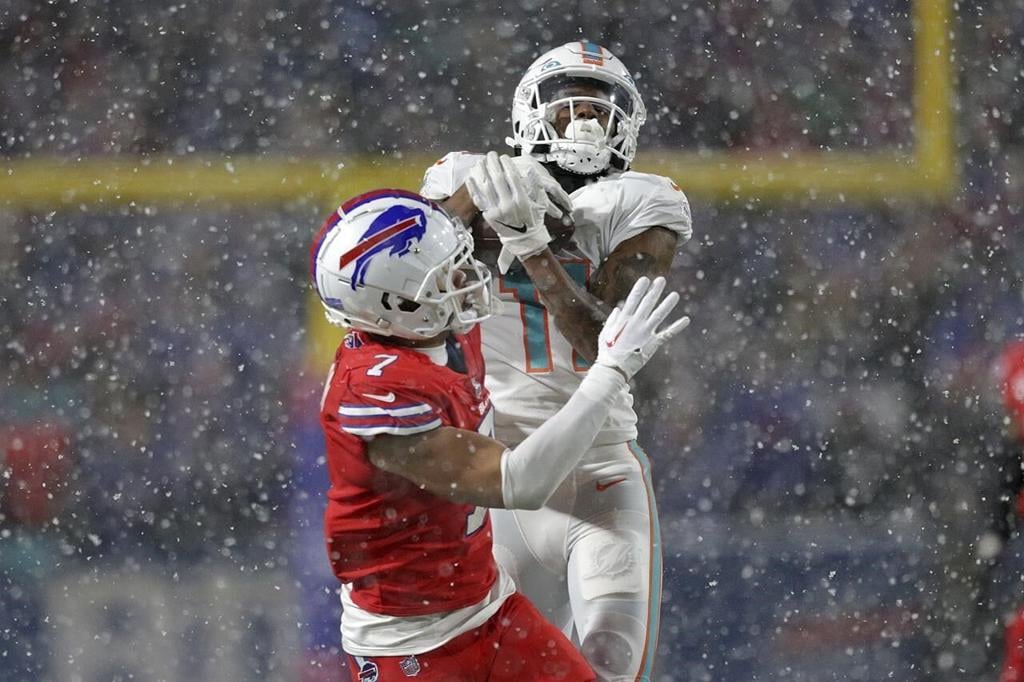 Bills Clinch Playoff Berth in Snowy Thriller Against Dolphins