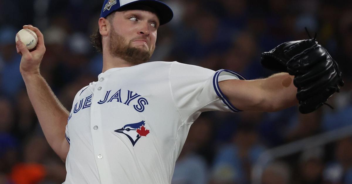 Blue Jays to start rookie Trey Yesavage in Game 1