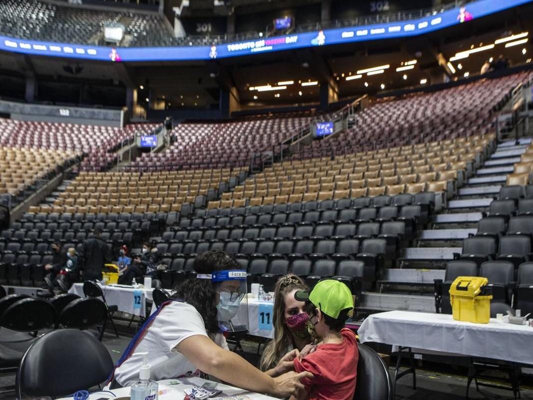 Toronto to host mass vaccination clinic for children at Scotiabank Arena as  number of COVID-19 outbreaks in schools continues to rise
