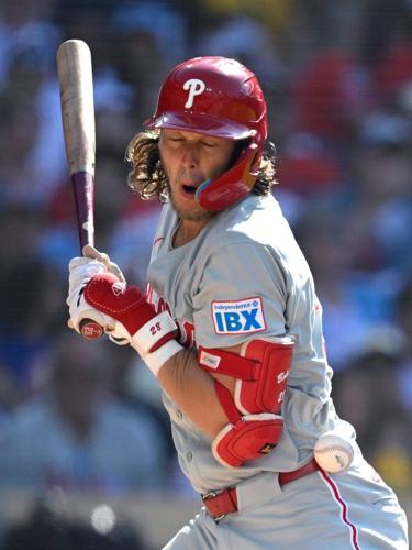 Phillies third baseman Bohm leaves game against the Padres with a bruised rib cage