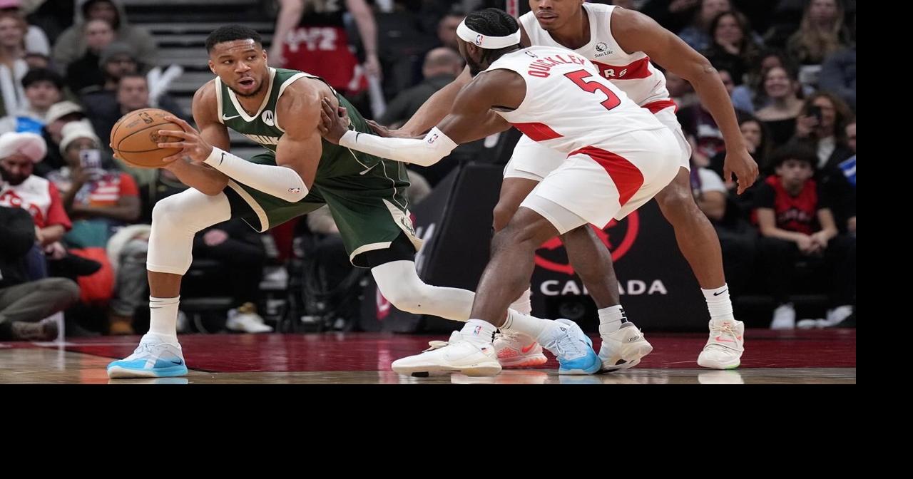 Lillard paces Bucks in 128-104 win over struggling Raptors