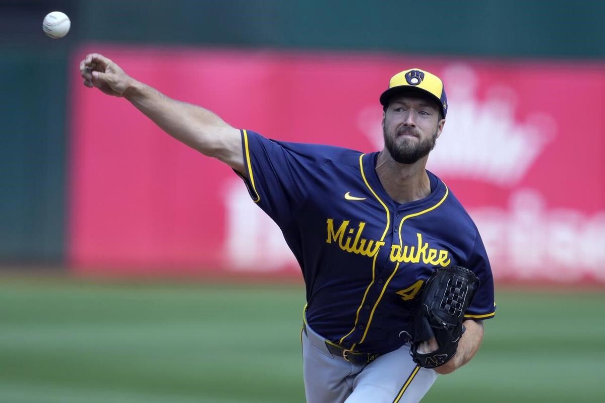Chicago Cubs finalize $5 million, 1-year contract with right-hander Colin  Rea