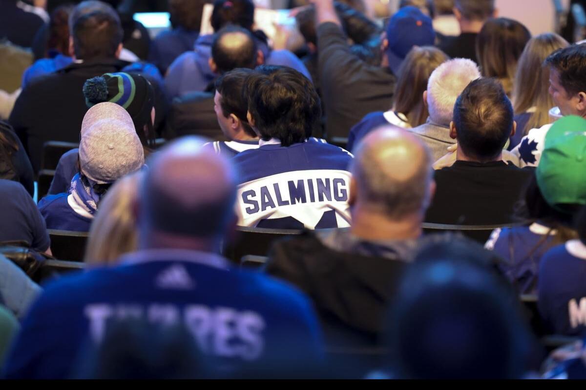 Maple Leafs icon Borje Salming dies at 71