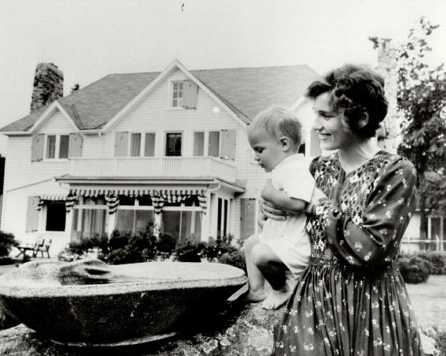 Justin Trudeau’s childhood marked by privilege and upheaval